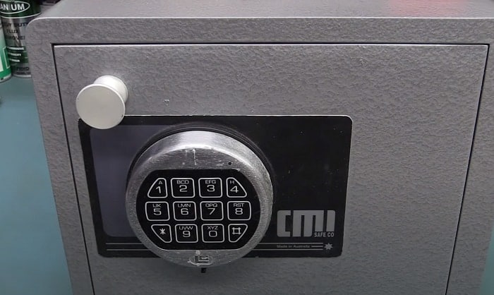 how to crack a gun safe with electronic lock