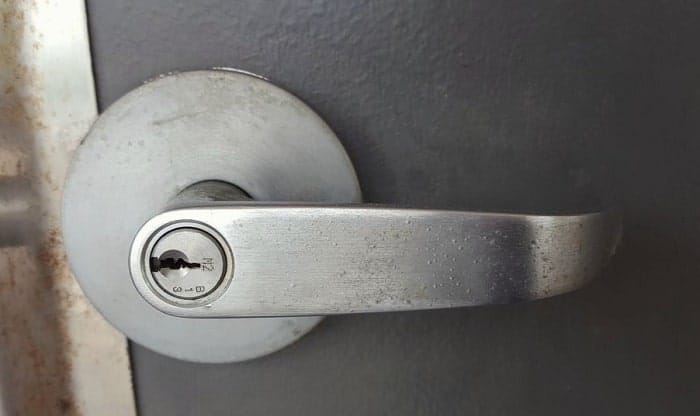 electronic-commercial-door-locks