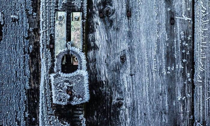 how to keep house door locks from freezing