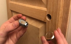 install-a-cabinet-lock-and-drawer