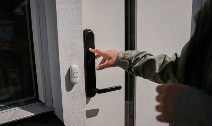 keyless-door-lock-installation