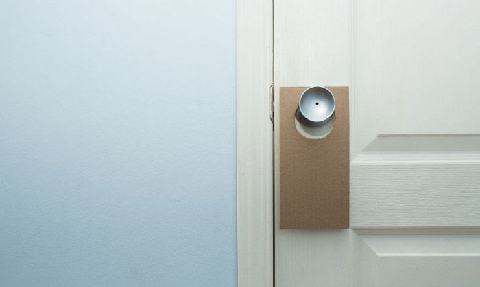 unlock-bedroom-door-with-hole