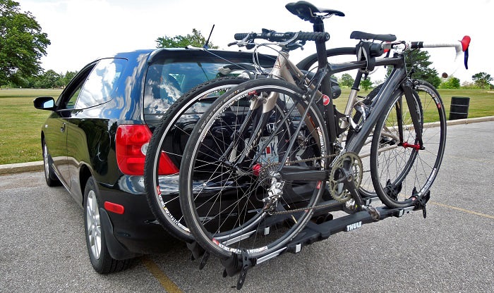 how to lock bikes to hitch rack