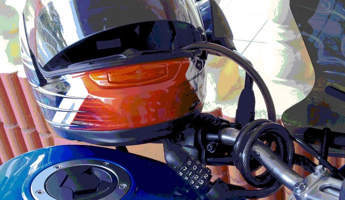 use-motorcycle-helmet-lock