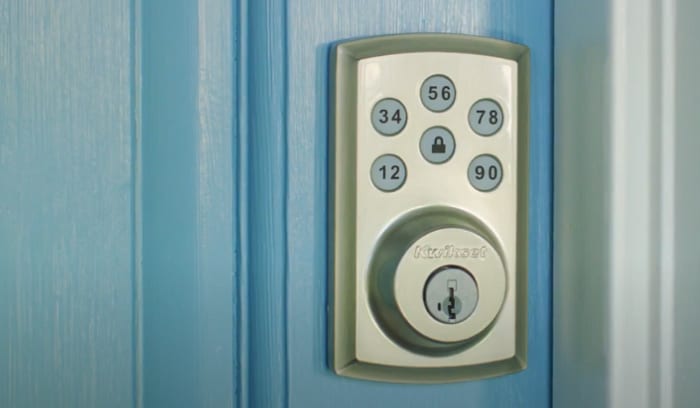 how to change vivint door lock code