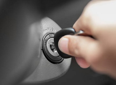 alternative-solution-to-fix-a-car-key-that-broke-off-in-ignition