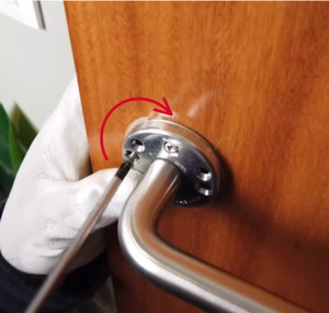 step-5-to-tighten-door-handles