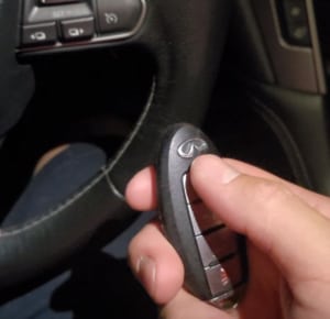 step-2-to-Reprogram-the--Infiniti-Key-Fob